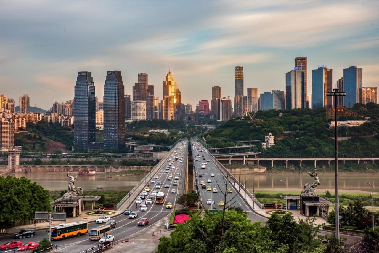 Radisson Blu Plaza Chongqing - Free 2 Bottle Of Local Beer Per Room During Stay Ngoại thất bức ảnh