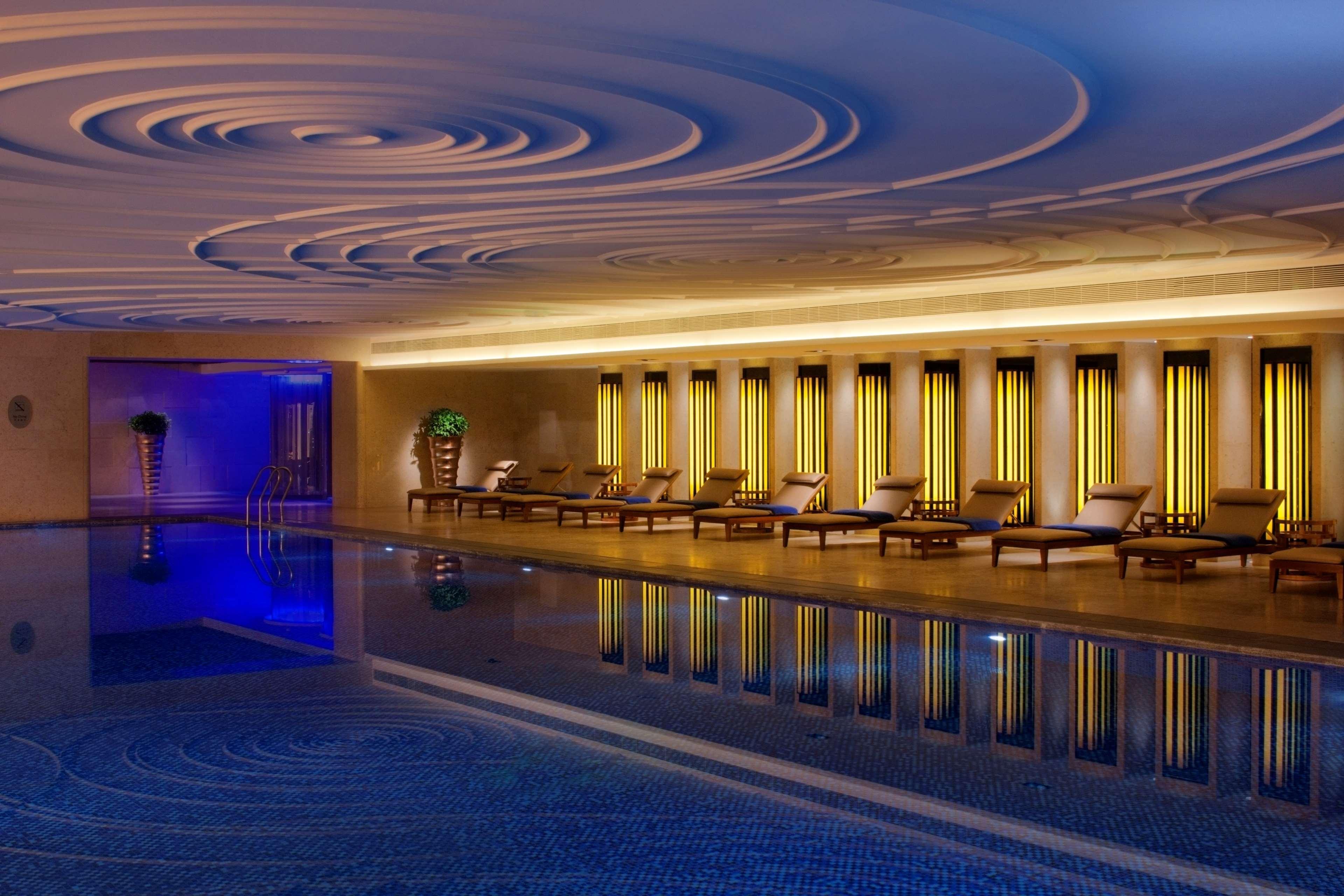 Radisson Blu Plaza Chongqing - Free 2 Bottle Of Local Beer Per Room During Stay Ngoại thất bức ảnh