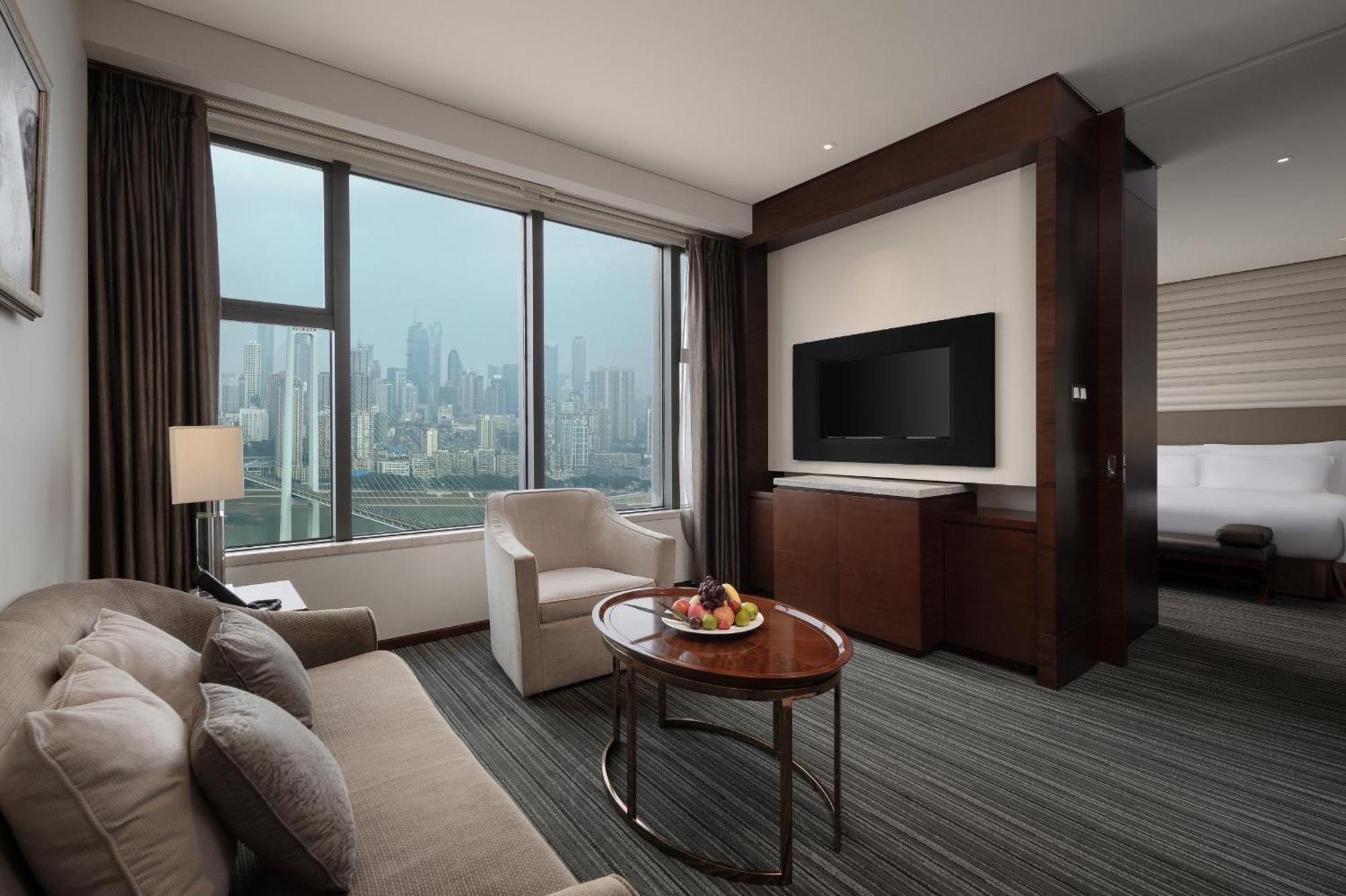Radisson Blu Plaza Chongqing - Free 2 Bottle Of Local Beer Per Room During Stay Ngoại thất bức ảnh