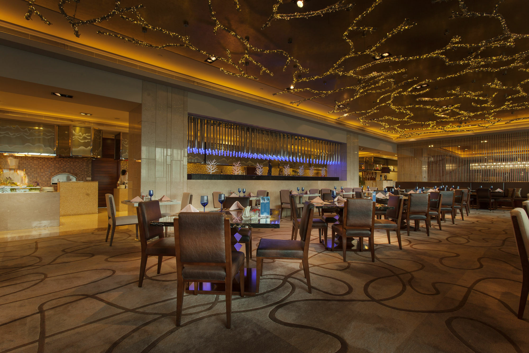 Radisson Blu Plaza Chongqing - Free 2 Bottle Of Local Beer Per Room During Stay Ngoại thất bức ảnh